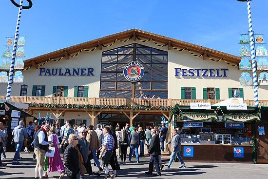 Paulaner Festzelt (©Foto: Martin Schmitz)